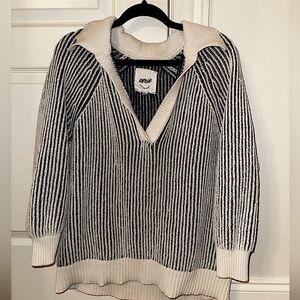 Blue and white Aerie sweater, size M